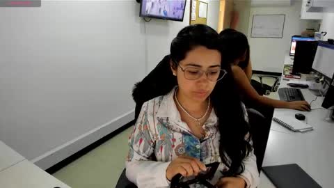 Snapshot of studcb_ chatting on 03-02-26, 09:43 studcb_ online show from 03-02-26, 09:43