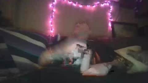 Snapshot of studio311 chatting on 12-23-25, 08:45 studio311 online show from 12-23-25, 08:45