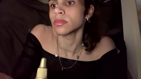 Snapshot of stxllaxcx chatting on 05-21-26, 01:51 stxllaxcx online show from 05-21-26, 01:51