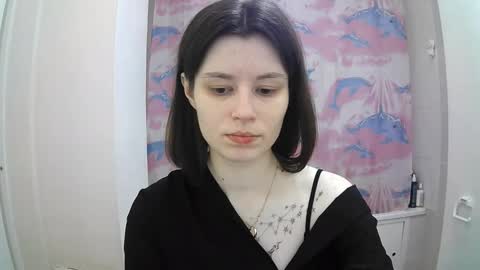 Snapshot of style_bliss chatting on 10-13-25, 03:12 Eva online show from 10-13-25, 03:12