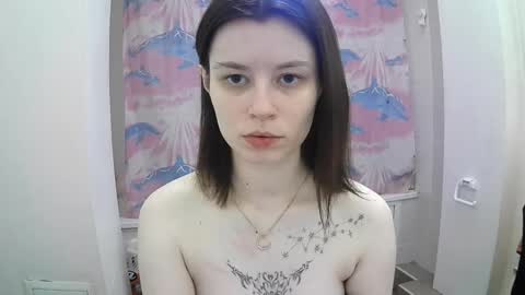 Snapshot of style_bliss chatting on 10-14-25, 03:24 Eva online show from 10-14-25, 03:24