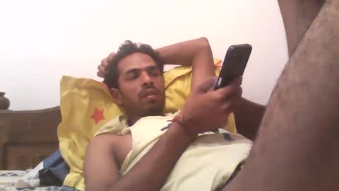 Snapshot of stylish0000008 chatting on 03-12-25, 11:31 Indian Couple online show from 03-12-25, 11:31