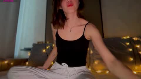 LINA online show from 03-17-26, 01:43