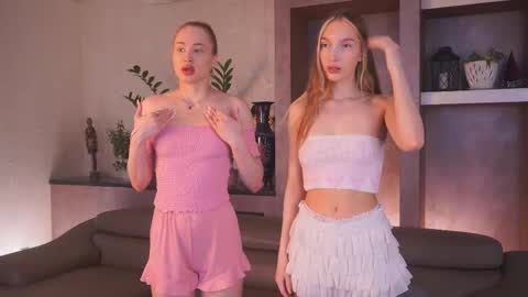 Snapshot of suannedoriean chatting on 02-11-26, 04:39 Mure online show from 02-11-26, 04:39