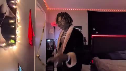 Hot Chocolate online show from 09-14-25, 10:42