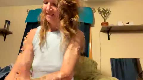 Snapshot of sub4you69brat chatting on 02-26-25, 02:26 sub4you69brat online show from 02-26-25, 02:26