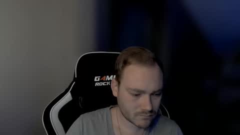 Snapshot of sub_austr chatting on 10-04-25, 12:52 sub_austr online show from 10-04-25, 12:52