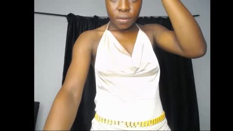 Snapshot of subirababy chatting on 04-25-26, 05:54 subira online show from 04-25-26, 05:54