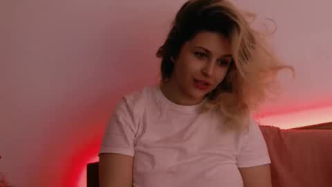 Carla online show from 10-10-25, 07:18