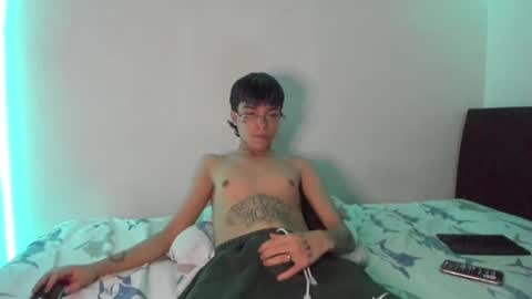 Snapshot of submissive_boyy_ chatting on 01-17-25, 07:16 nico online show from 01-17-25, 07:16