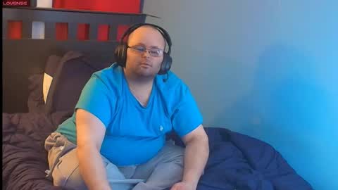 Snapshot of subzero_2689 chatting on 02-17-26, 12:18 subzero online show from 02-17-26, 12:18