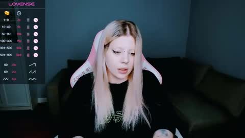 succubus_leslie online show from 03-03-25, 12:37