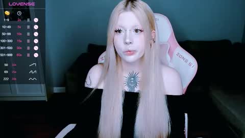 succubus_leslie online show from 09-28-25, 11:43