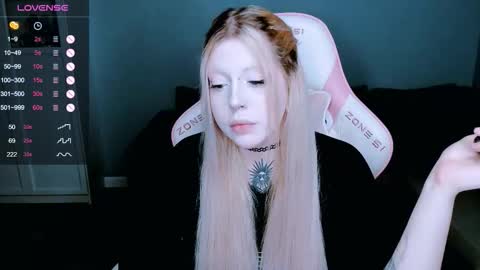 succubus_leslie online show from 10-15-25, 11:49