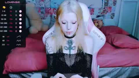 succubus_leslie online show from 03-18-26, 10:02