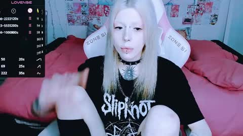 succubus_leslie online show from 03-31-26, 06:08