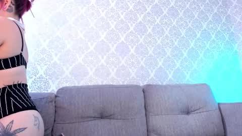 Luna  online show from 02-06-26, 09:07