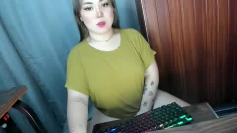 Millany online show from 05-18-26, 03:13