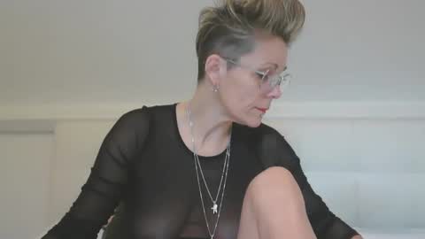 Snapshot of sucrette5629 chatting on 03-03-26, 08:53 sucrette5629 online show from 03-03-26, 08:53