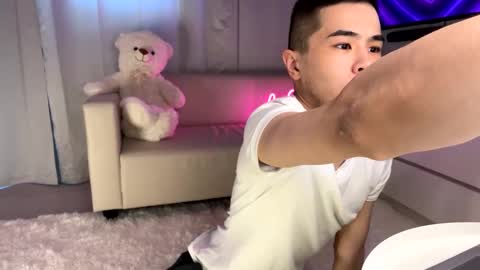 Snapshot of sue_star chatting on 03-01-25, 09:18 Emmy online show from 03-01-25, 09:18