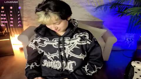 Snapshot of sugar_angel_ chatting on 03-13-26, 12:12 ANGEL online show from 03-13-26, 12:12