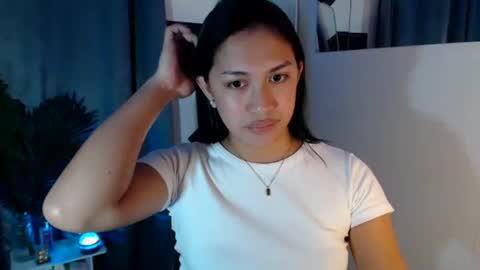 Snapshot of sugar_chloe17 chatting on 03-06-25, 09:53 sugar_chloe17 online show from 03-06-25, 09:53