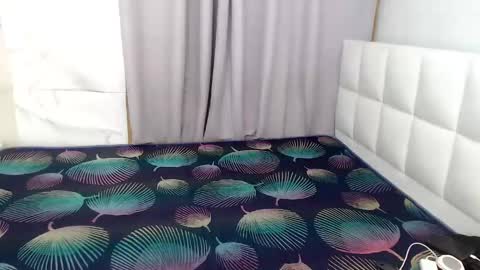 Snapshot of sugar_pixiee chatting on 05-19-26, 04:19 sugar_pixiee online show from 05-19-26, 04:19
