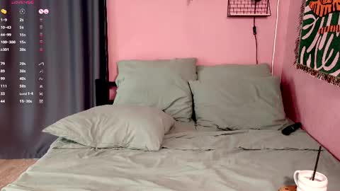 Maria online show from 06-25-26, 03:27