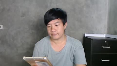 Snapshot of sugarbabyniko chatting on 10-06-25, 12:24 Niko online show from 10-06-25, 12:24