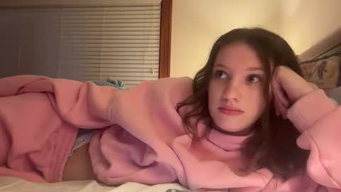 Snapshot of sugarbaexo420 chatting on 02-18-26, 12:45 sugarbaeJ online show from 02-18-26, 12:45