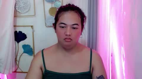 Snapshot of sugarbelle_ chatting on 05-01-26, 09:03 belle online show from 05-01-26, 09:03