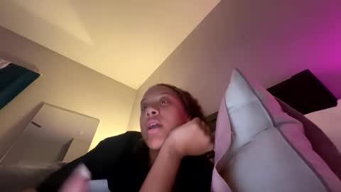 Snapshot of sugarbossbaby02 chatting on 11-28-25, 04:15 sugarbossbaby02 online show from 11-28-25, 04:15