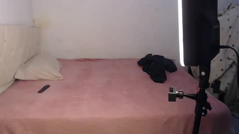 sour candy online show from 09-26-25, 03:27