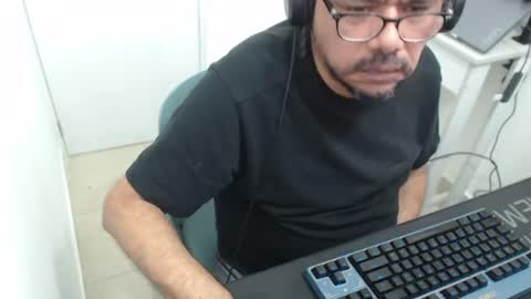 Johnny online show from 04-13-26, 07:08