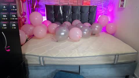 Snapshot of sugarmommy22 chatting on 02-17-26, 04:42 kira online show from 02-17-26, 04:42