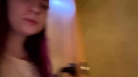 pixieprincess online show from 11-18-25, 11:47