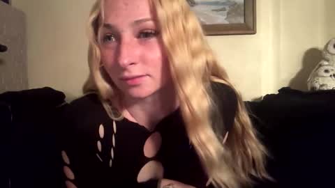 Snapshot of sugarrushxoxo chatting on 03-09-26, 05:11 sugarrushxoxo online show from 03-09-26, 05:11