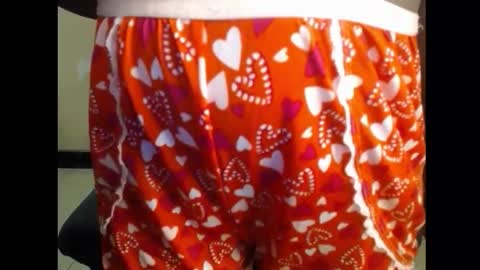 Snapshot of sugartingz chatting on 03-12-26, 08:09 Shuga online show from 03-12-26, 08:09