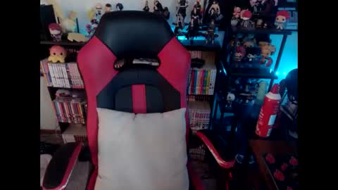 Snapshot of sugartsu chatting on 12-21-25, 09:55 Nami online show from 12-21-25, 09:55