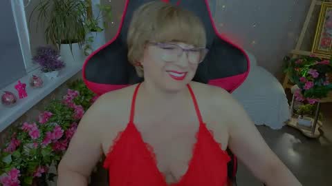 Vivien online show from 04-30-26, 10:43