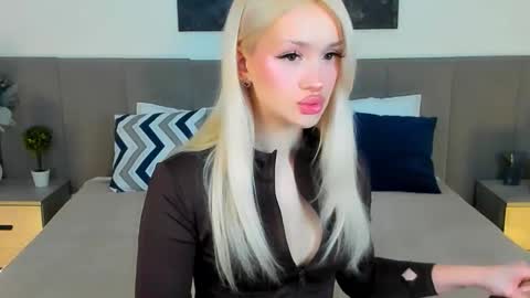 sugarwhisper online show from 03-23-26, 04:00