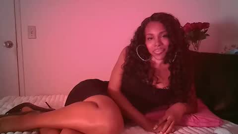 Snapshot of sugarwithkim chatting on 04-10-26, 02:33 Kim Lee online show from 04-10-26, 02:33
