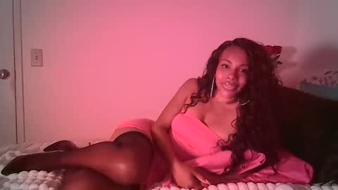 Snapshot of sugarwithkim chatting on 04-11-26, 04:55 Kim Lee online show from 04-11-26, 04:55