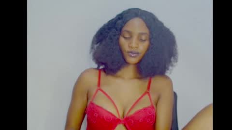 Ivy online show from 10-12-25, 07:24