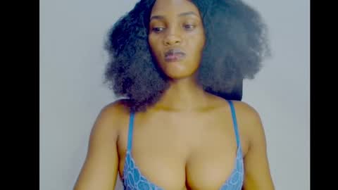 Ivy online show from 10-27-25, 02:59