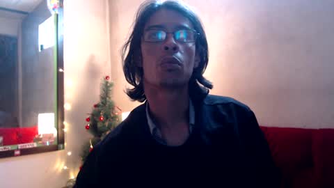 suggabrown_ online show from 12-24-24, 09:33