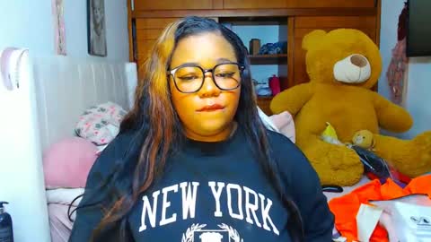 Snapshot of suggarbaby1 chatting on 02-21-25, 07:01 Cami Back in 2 hours online show from 02-21-25, 07:01