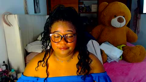 Snapshot of suggarbaby1 chatting on 06-20-26, 05:43 Cami Back in 2 hours online show from 06-20-26, 05:43