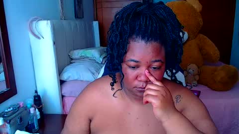 Snapshot of suggarbaby1 chatting on 06-28-26, 06:25 Cami Back in 2 hours online show from 06-28-26, 06:25