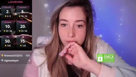 Mia online show from 10-31-25, 01:34